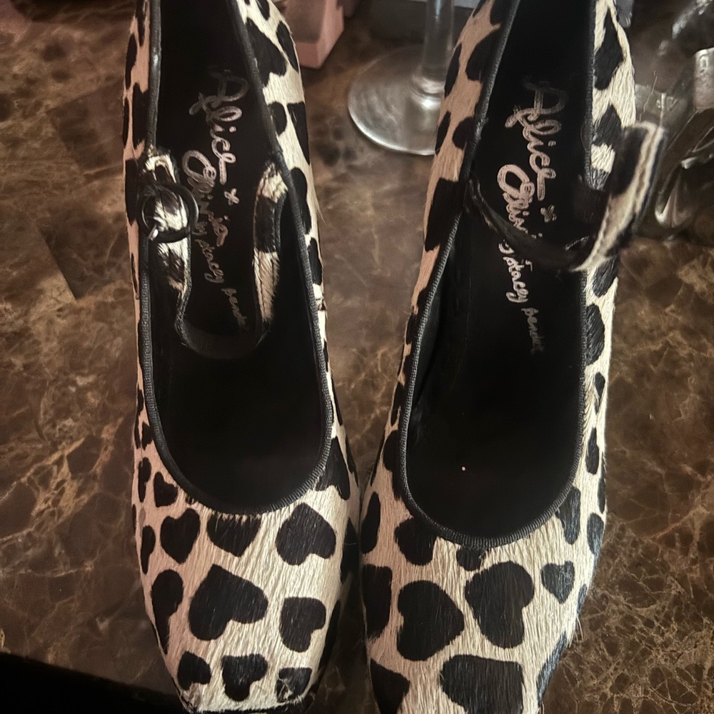 Alice + Olivia Black and White Animal Print Heels
